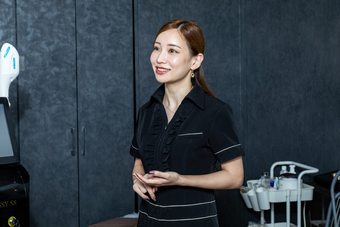 フィギュアが自然と引き出すお客様との会話